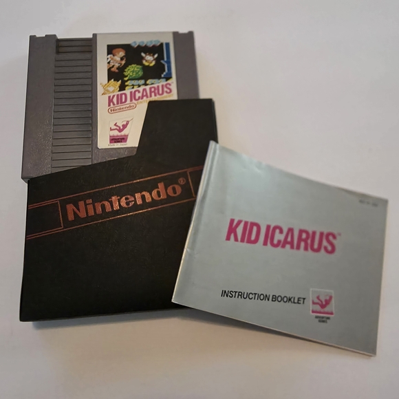 Nintendo Kid Icarus Game Cartridge with Manual - Gray and Black - Picture 1 of 1